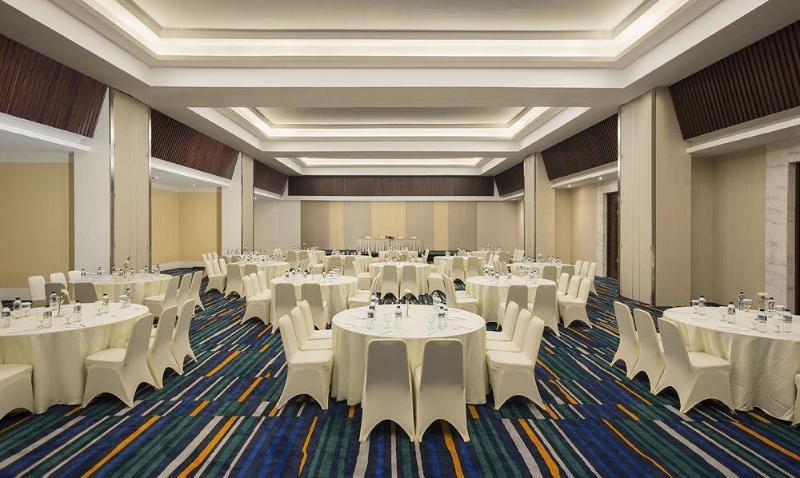 Howard Johnson By Wyndham Pekalongan Eksteriør bilde